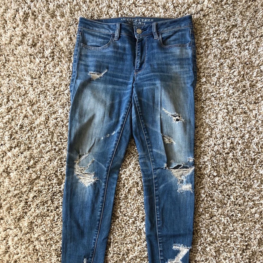 American Eagle High Rise Distressed Skinny Jeans